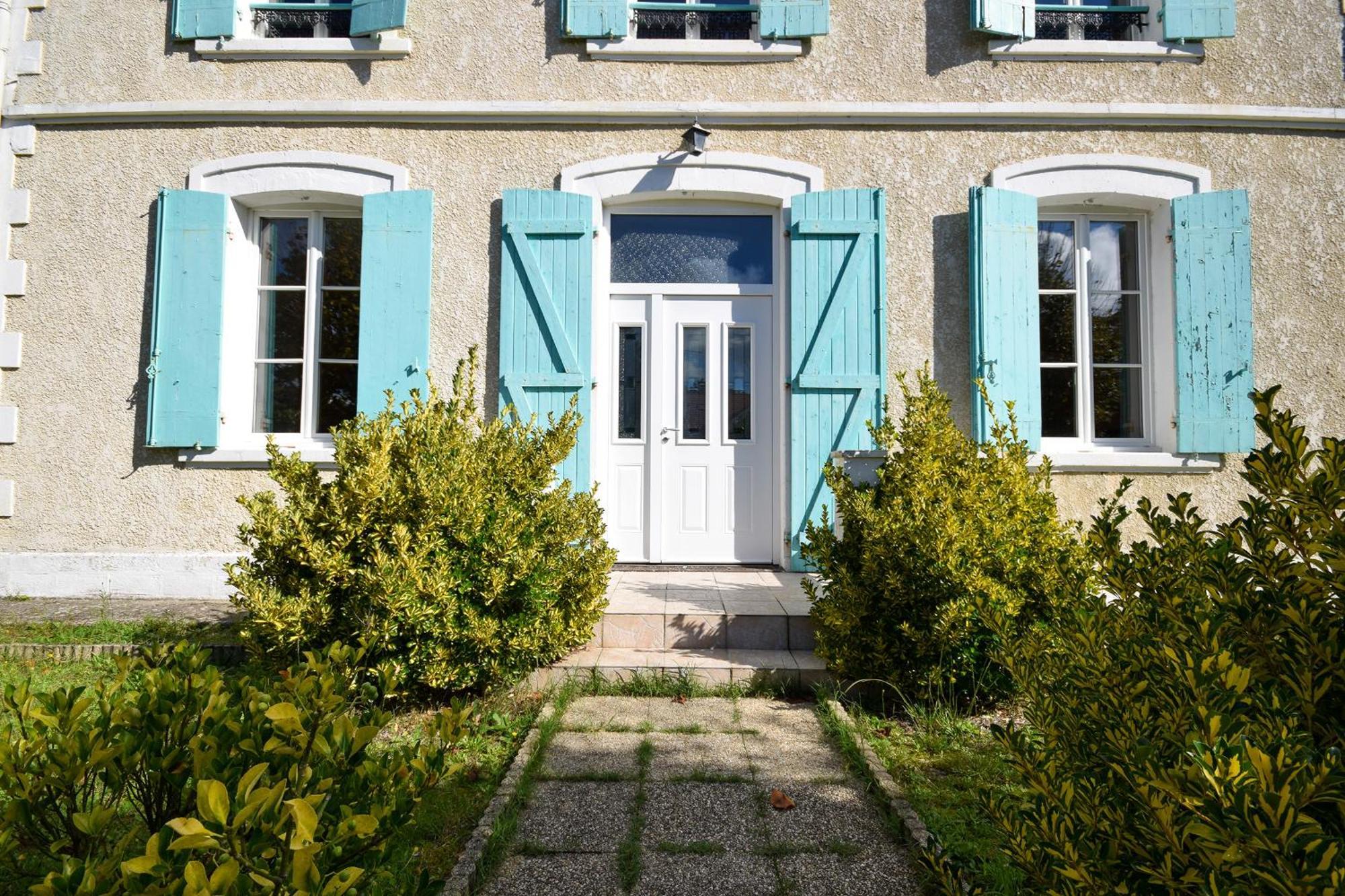 Villa Avec Piscine Et Billard Sabres Extérieur photo